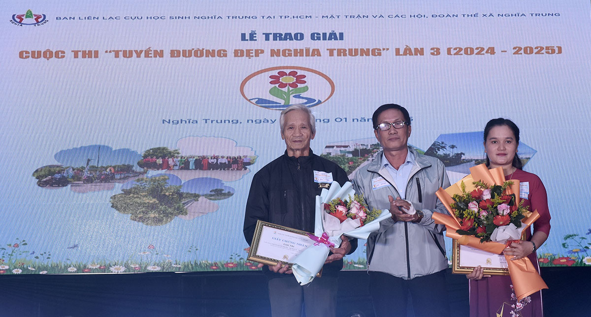 trao giai cuoc thi “tuyen duong dep nghia trung” lan thu iii - 9