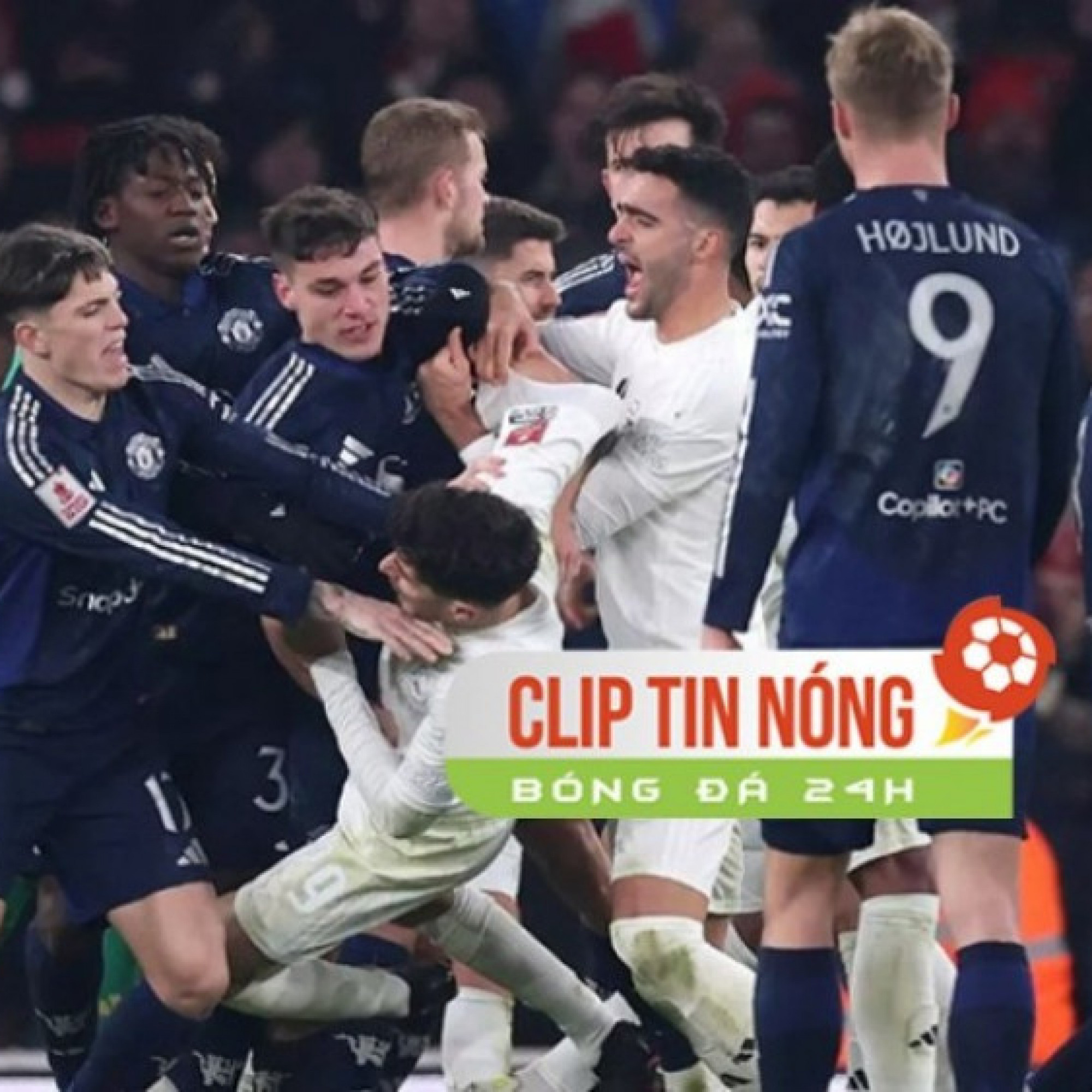  - MU - Arsenal bị cảnh báo trừ điểm vì vụ ẩu đả ở FA Cup (Clip tin nóng)