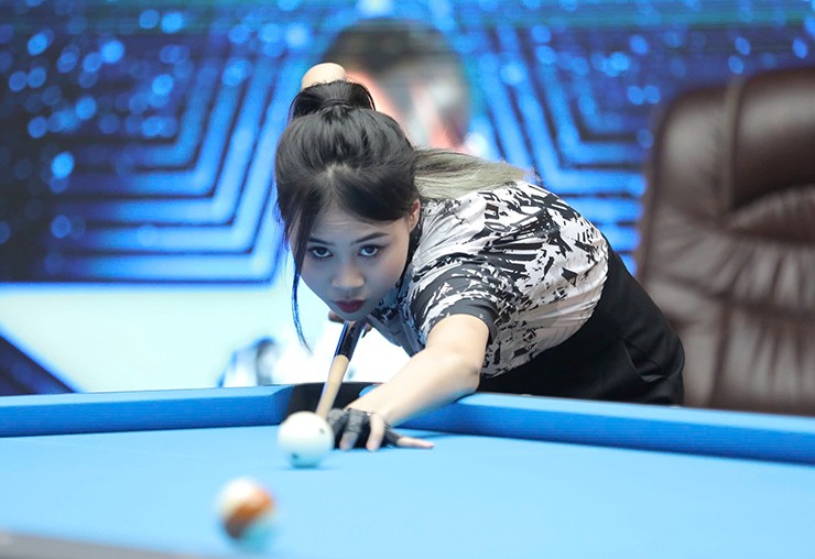 Nữ vũ công nóng bỏng Thanh Nga gây “sốt” ở giải bi-a tiền thưởng lớn - 2