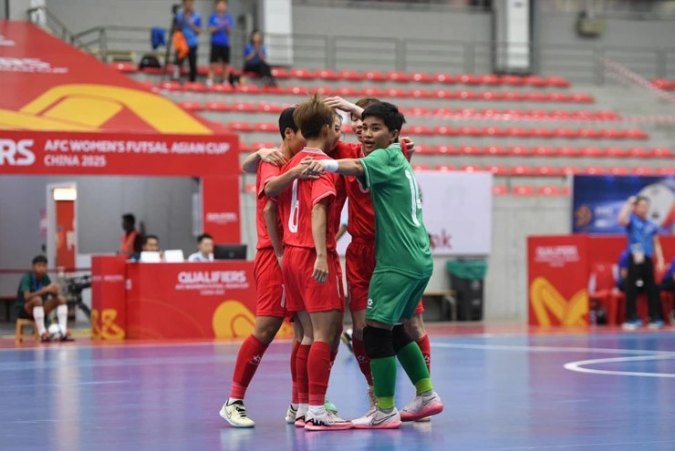 Tin mới nhất bóng đá tối 19/1: ĐT futsal nữ Việt Nam đoạt vé dự giải châu Á - 1