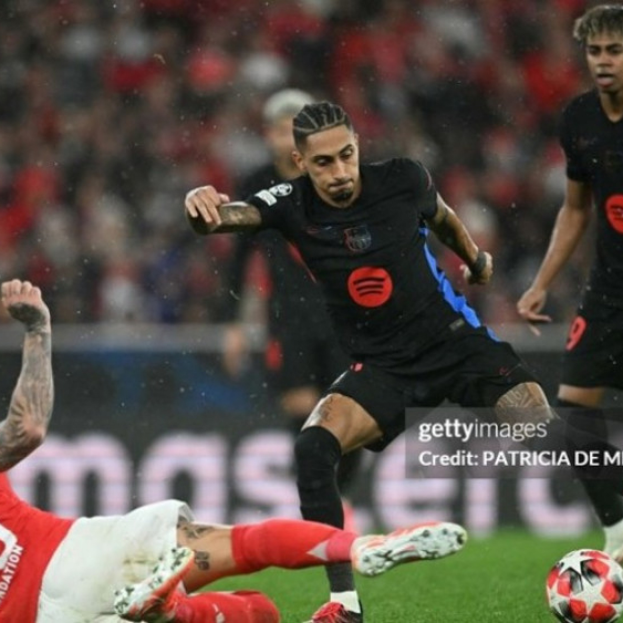  - Video bóng đá Benfica - Barcelona: Ngược dòng đỉnh cao, 9 bàn mãn nhãn (Cúp C1)