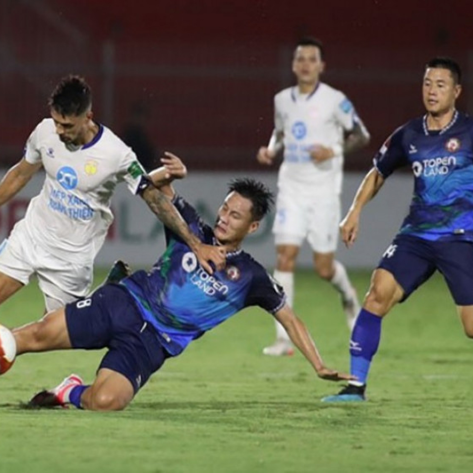  - Trực tiếp bóng đá Bình Định - Nam Định: Bài toán vắng Xuân Son (V-League)