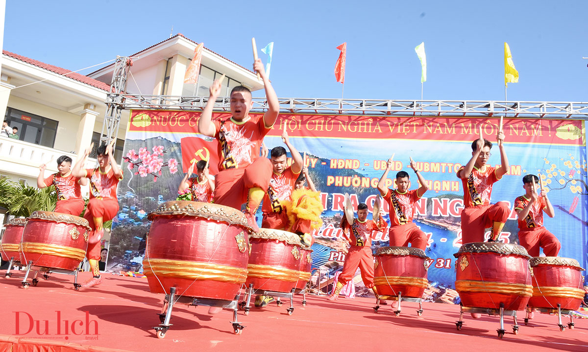 ngu dan sa huynh no nuc lam le cau ngu mung mua xuan moi - 1