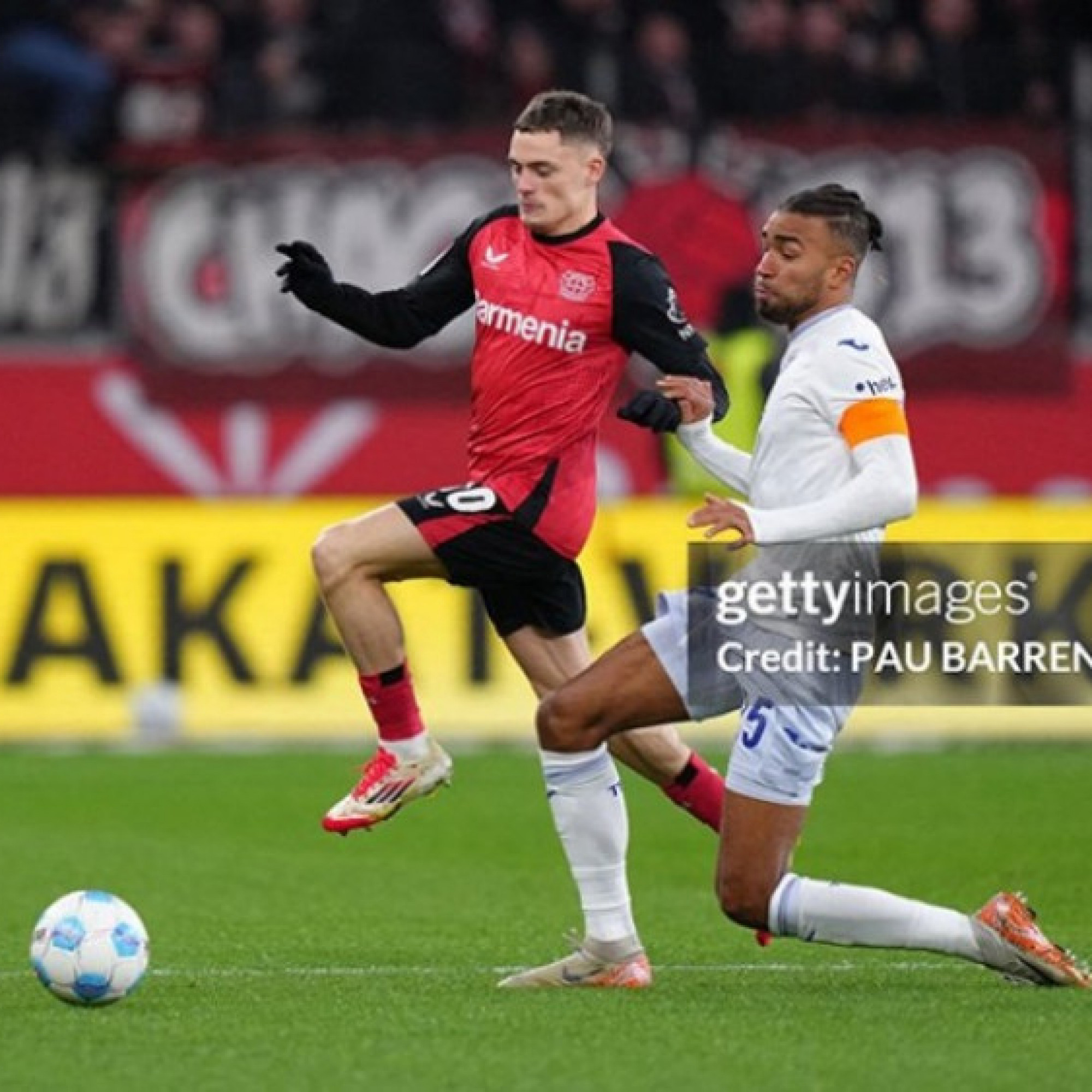  - Video bóng đá Leverkusen - Hoffenheim: 4 bàn & thẻ đỏ, bám đuổi Bayern (Bundesliga)