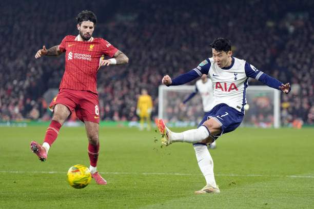 Son Heung Min - ngôi sao cô đơn ở Tottenham, ngày chia tay sắp cận kề? - 2