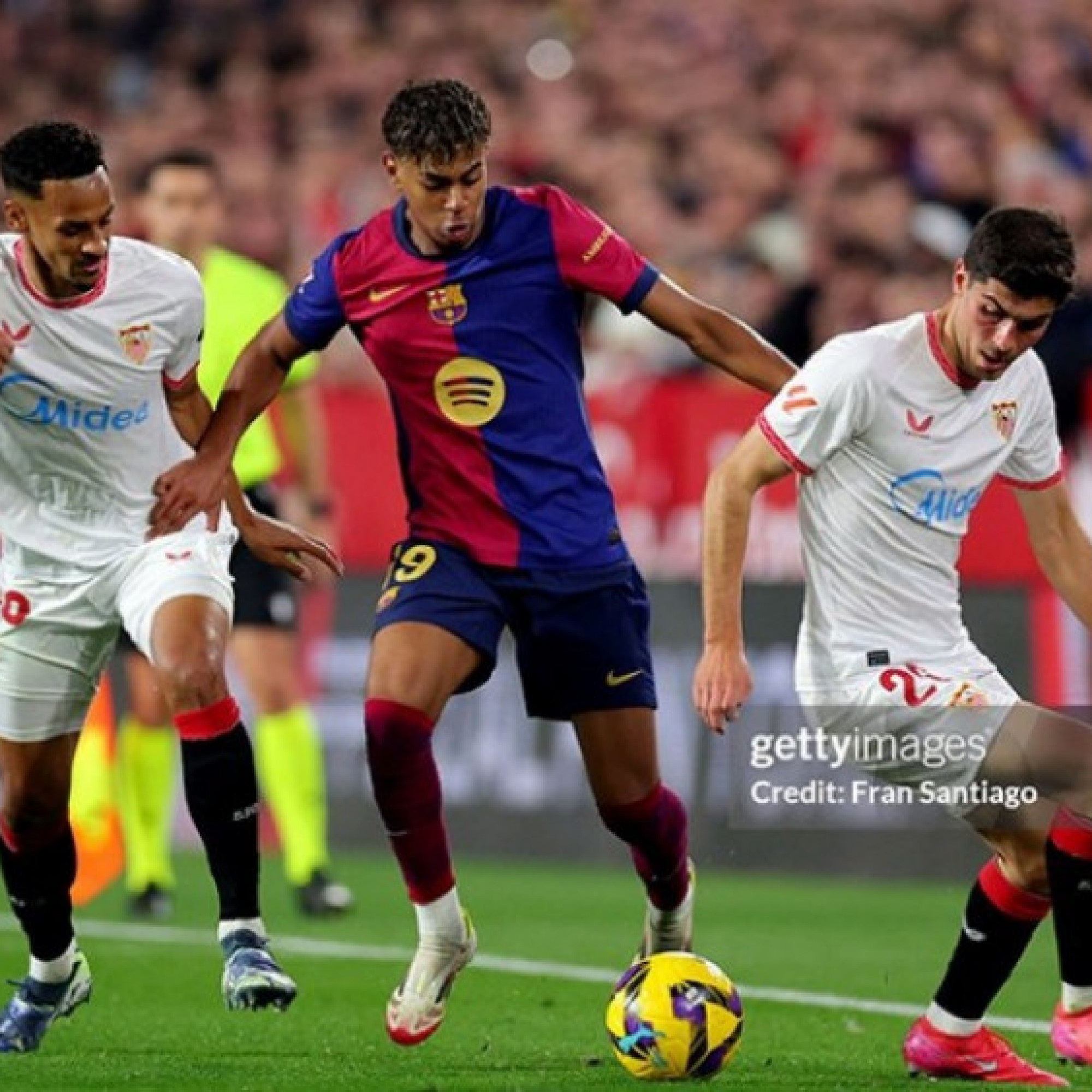  - Video bóng đá Sevilla - Barcelona: 5 bàn & thẻ đỏ, "phả hơi nóng" Real (La Liga)