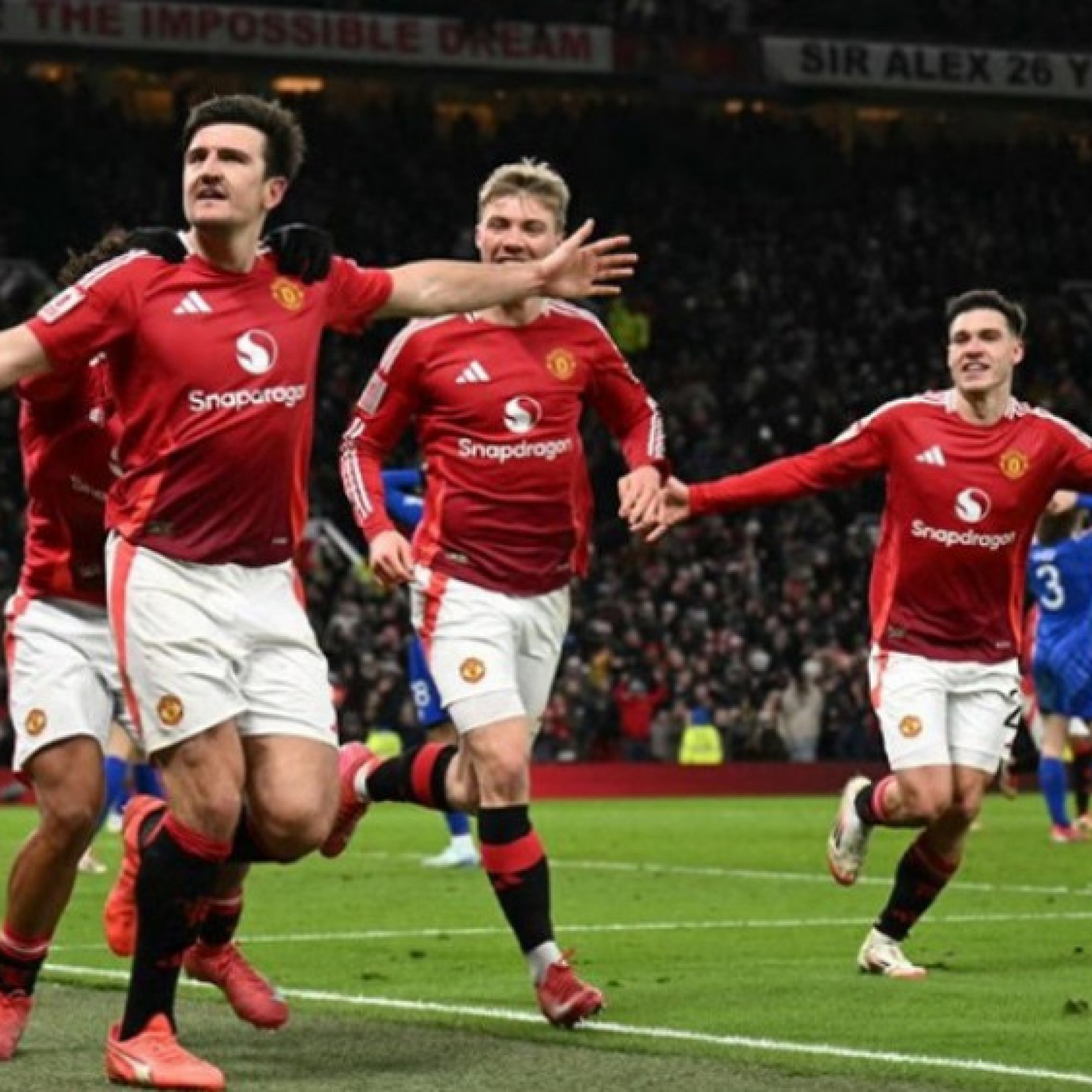  - Bốc thăm vòng 5 FA Cup: MU tái ngộ "bại tướng", Man City gặp đội loại Liverpool