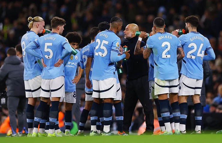 Sốc Man City đối diện nguy cơ bị trừ 60-100 điểm, chuyên gia dự đoán 99% xuống hạng - 1