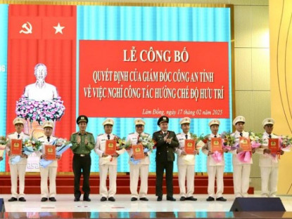 Tin trong nước - Hơn 20 cán bộ thuộc Công an tỉnh Lâm Đồng nghỉ công tác, hưởng chế độ hưu trí