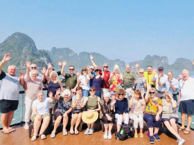  - Đầu năm 2025: Khách quốc tế đến Việt Nam tăng đột biến, “cháy tourguide”