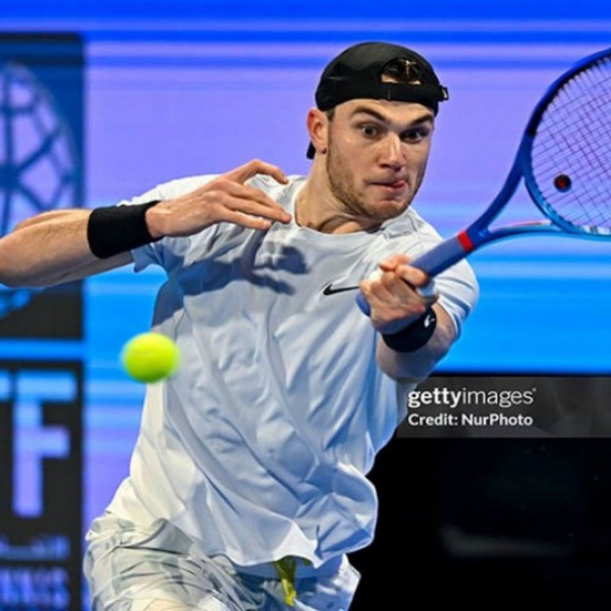  - Hấp dẫn tennis ATP & WTA: "Hoàng tử" Drapper vượt khó, mỹ nhân Rybakina thắng ấn tượng