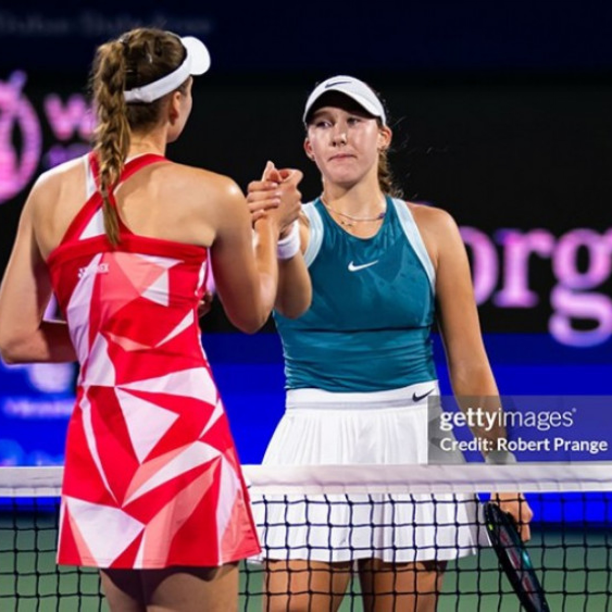  - Kịch tính bán kết Qatar Open, WTA Dubai: Rublev thắng kịch tính, "Sharapova mới" lập kỳ tích