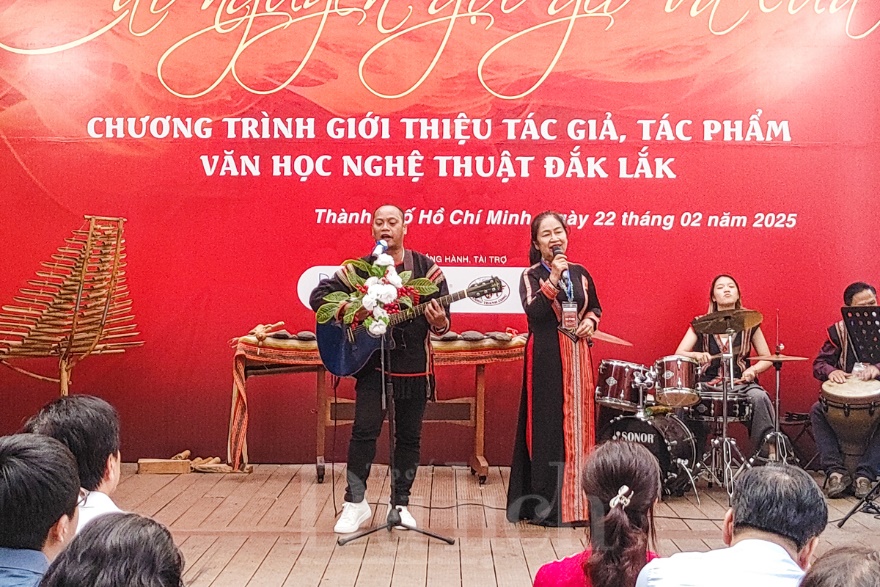 ‘Gió và lửa’ cao nguyên giữa lòng Sài Gòn - 7