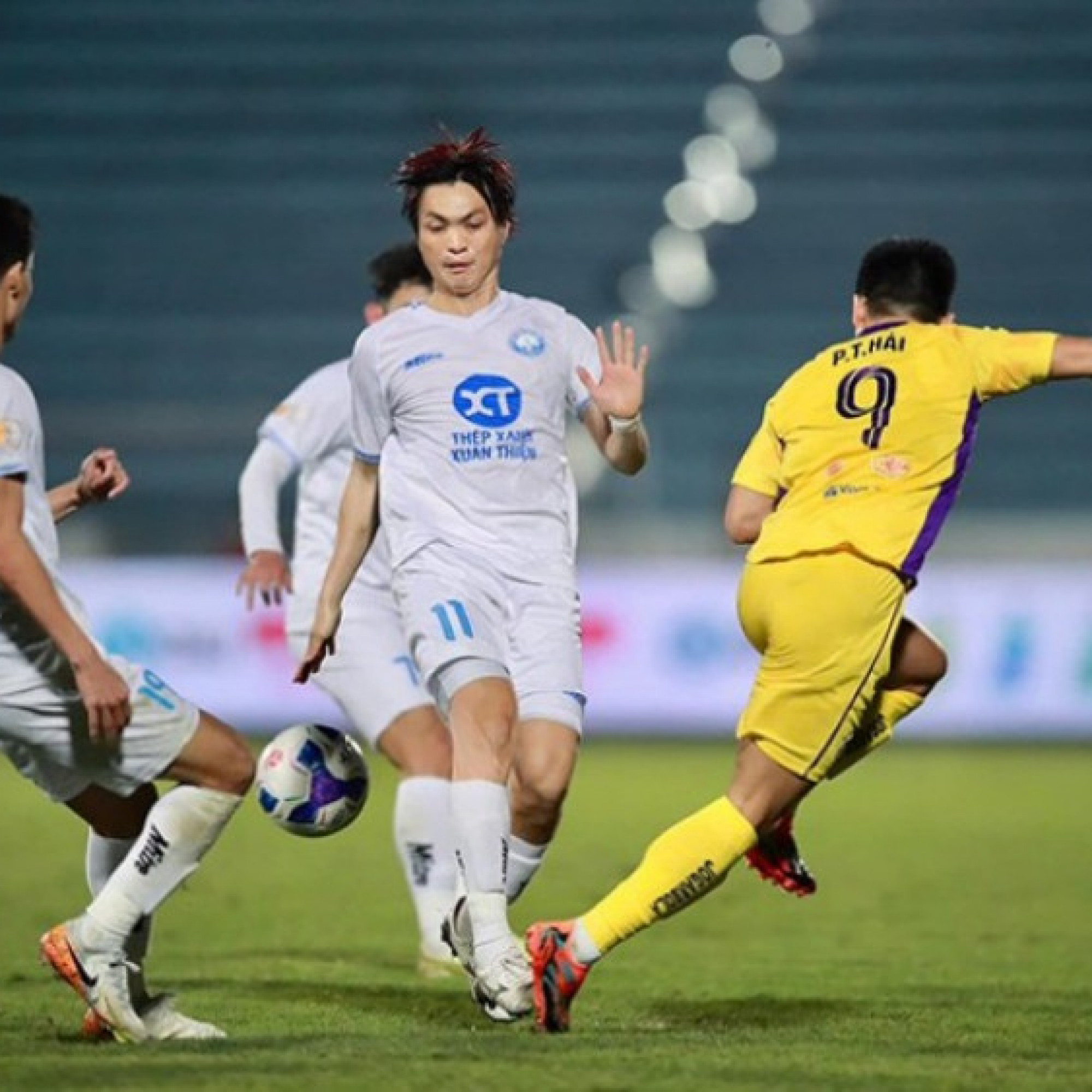  - Trực tiếp bóng đá Nam Định - Bình Định: Đòi lại ngôi đầu (V-League)