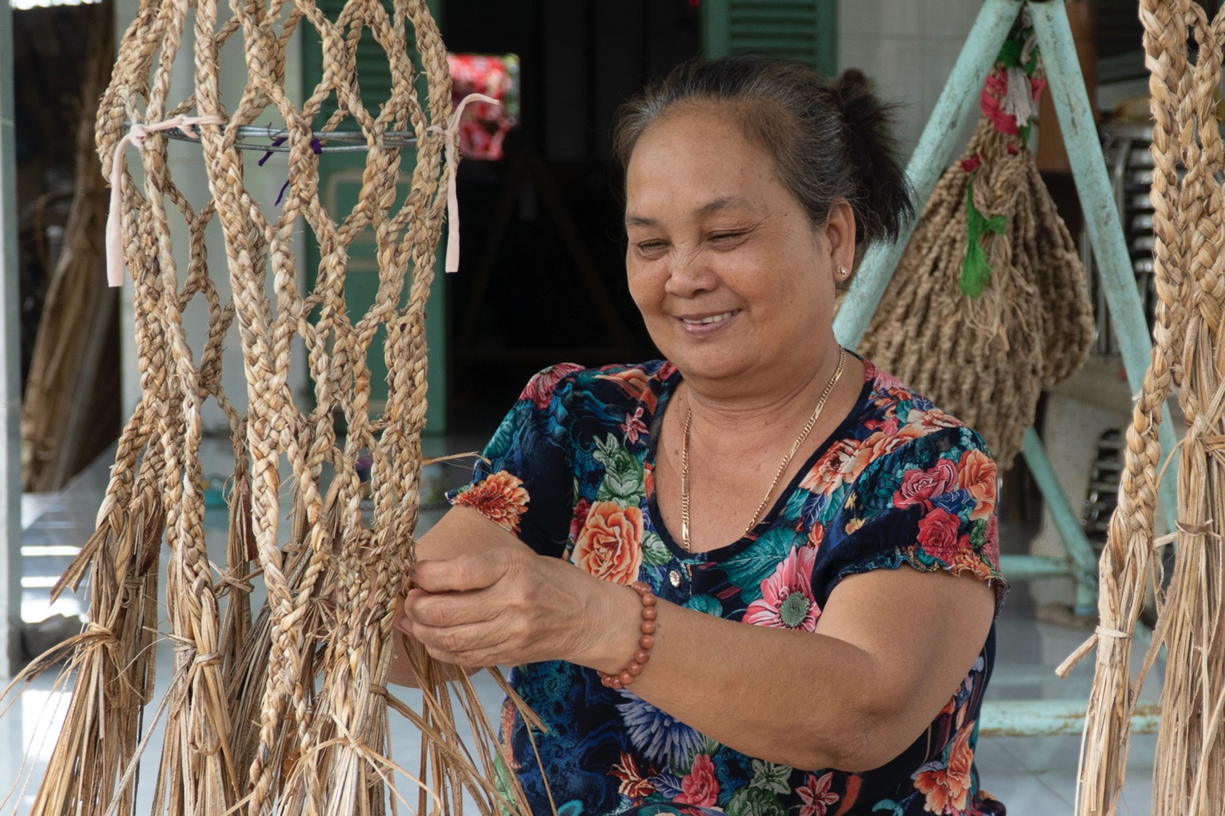 Người đánh võng chuối duy nhất trên cù lao Tân Phong - 1