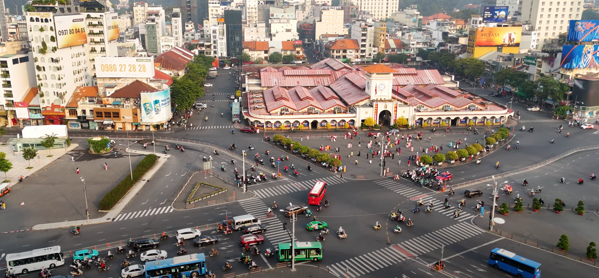 Chợ Bến Thành đổi mới cảnh quan: Hứa hẹn trở thành điểm check-in hấp dẫn - 6