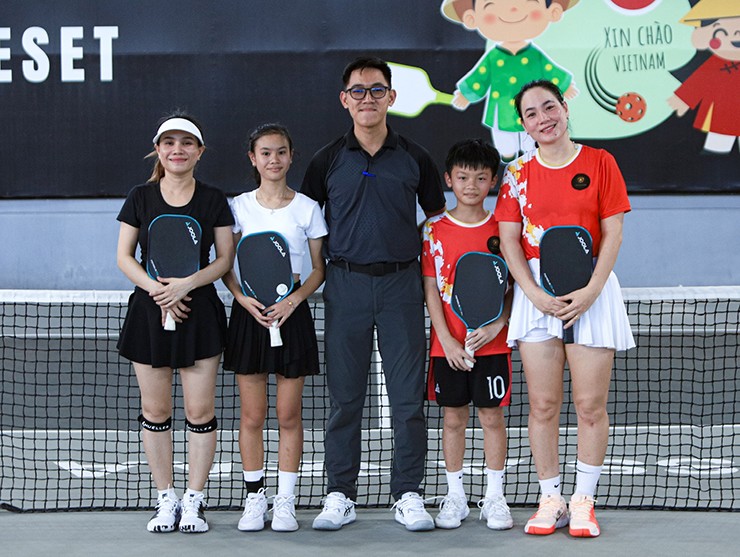 Bất ngờ “bóng hồng” đại náo giải pickleball nội dung độc lạ: Võ sỹ karate vô địch SEA Games - 1