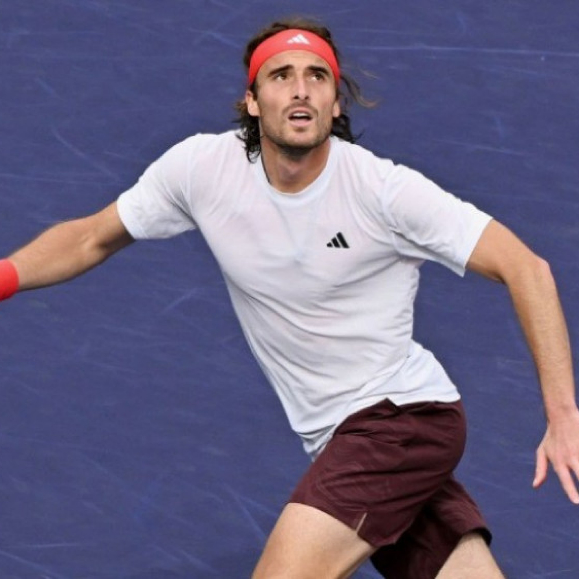  - Rực lửa tennis Indian Wells: Tsitsipas thua trắng, Swiatek áp đảo 6-1 trong 2 set