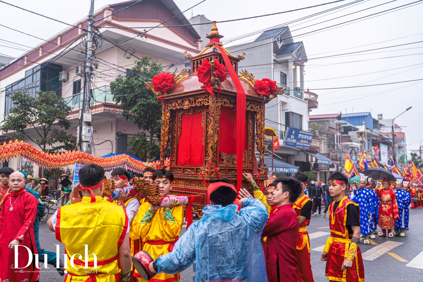 dac sac le hoi truyen thong den tranh nam 2025 - 7