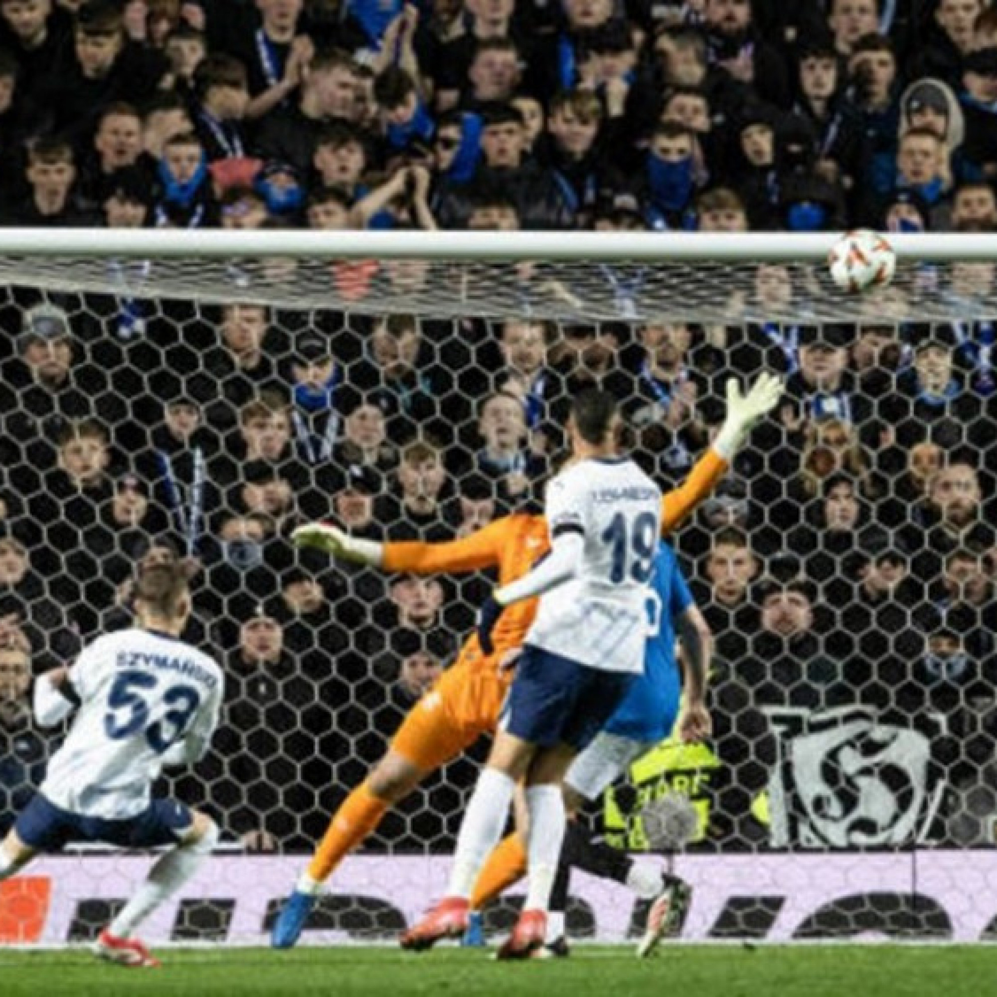  - Video bóng đá Rangers - Fenerbahce: Siêu phẩm "trên trời rơi xuống" (Europa League)