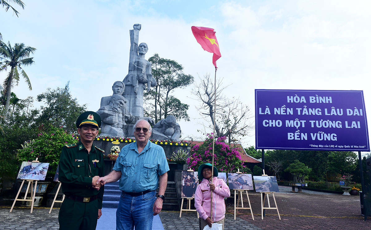 le dang huong o khu chung tich son my - 8