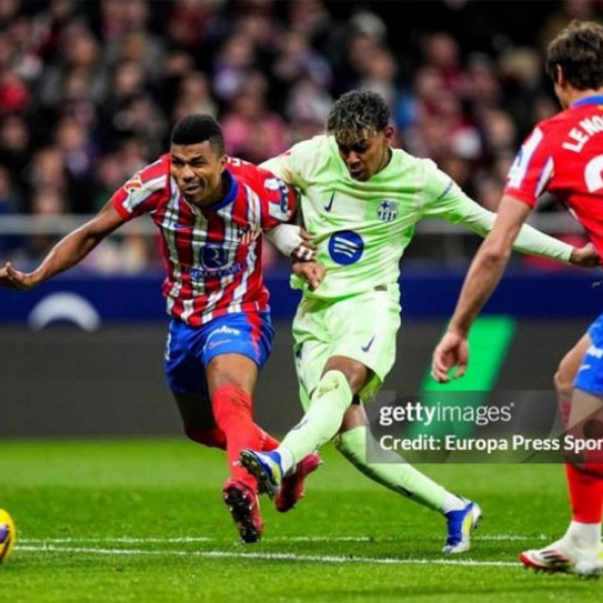  - Báo Tây Ban Nha ngưỡng mộ ma thuật Yamal, Barcelona khiến Atletico thêm đau