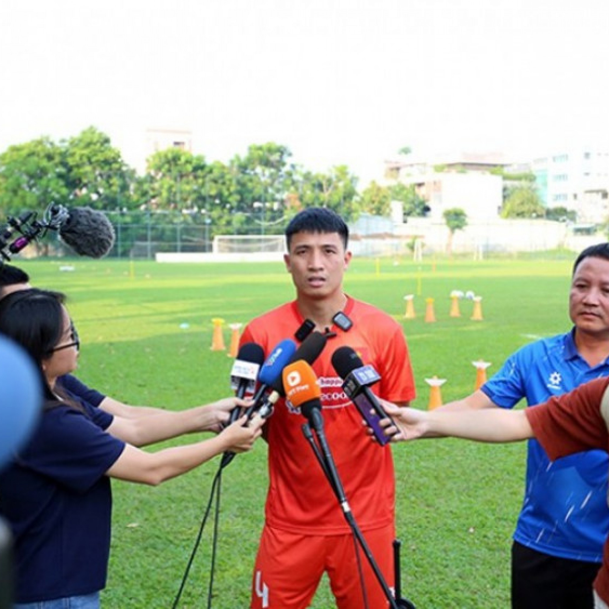  - Tuyển thủ Việt Nam không ngại đấu dàn SAO nhập tịch Campuchia