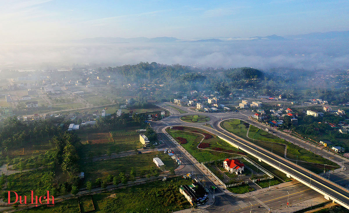 khuc giao mua tho mong tren que huong nui an, song tra - 15