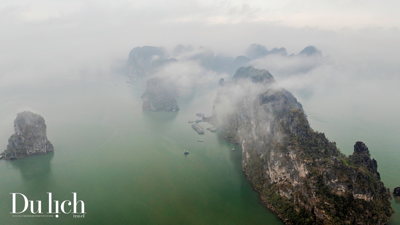 thanh pho di san ha long mo ao trong suong khoi - 3