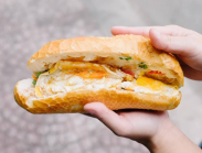 Bánh mì, ký ức ngọt ngào của tuổi trẻ