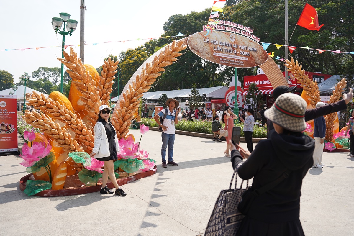 le hoi banh mi viet nam lan 3: 