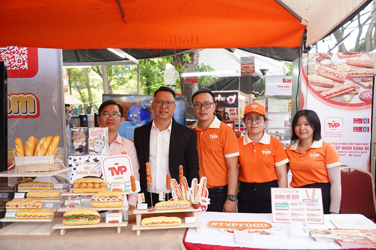 le hoi banh mi viet nam: ‘lan dau tien toi duoc an mot o banh mi ngon nhu vay’ - 6