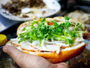 Food tour Sài Gòn: Nếm trọn 'tinh hoa' bánh mì xưa cũ