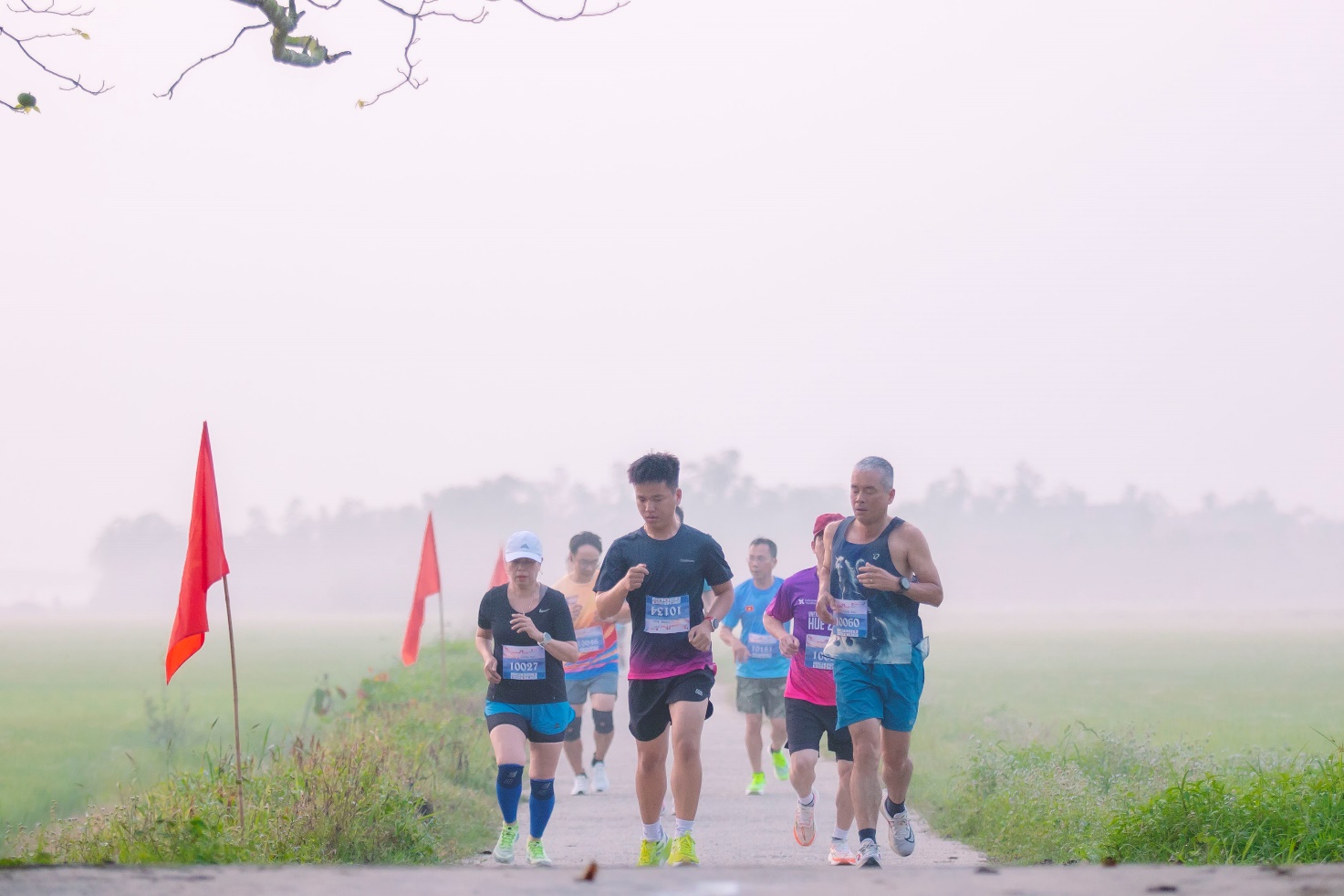 Hào hứng tham gia giải chạy Vì cộng đồng bên phá Tam Giang - 2