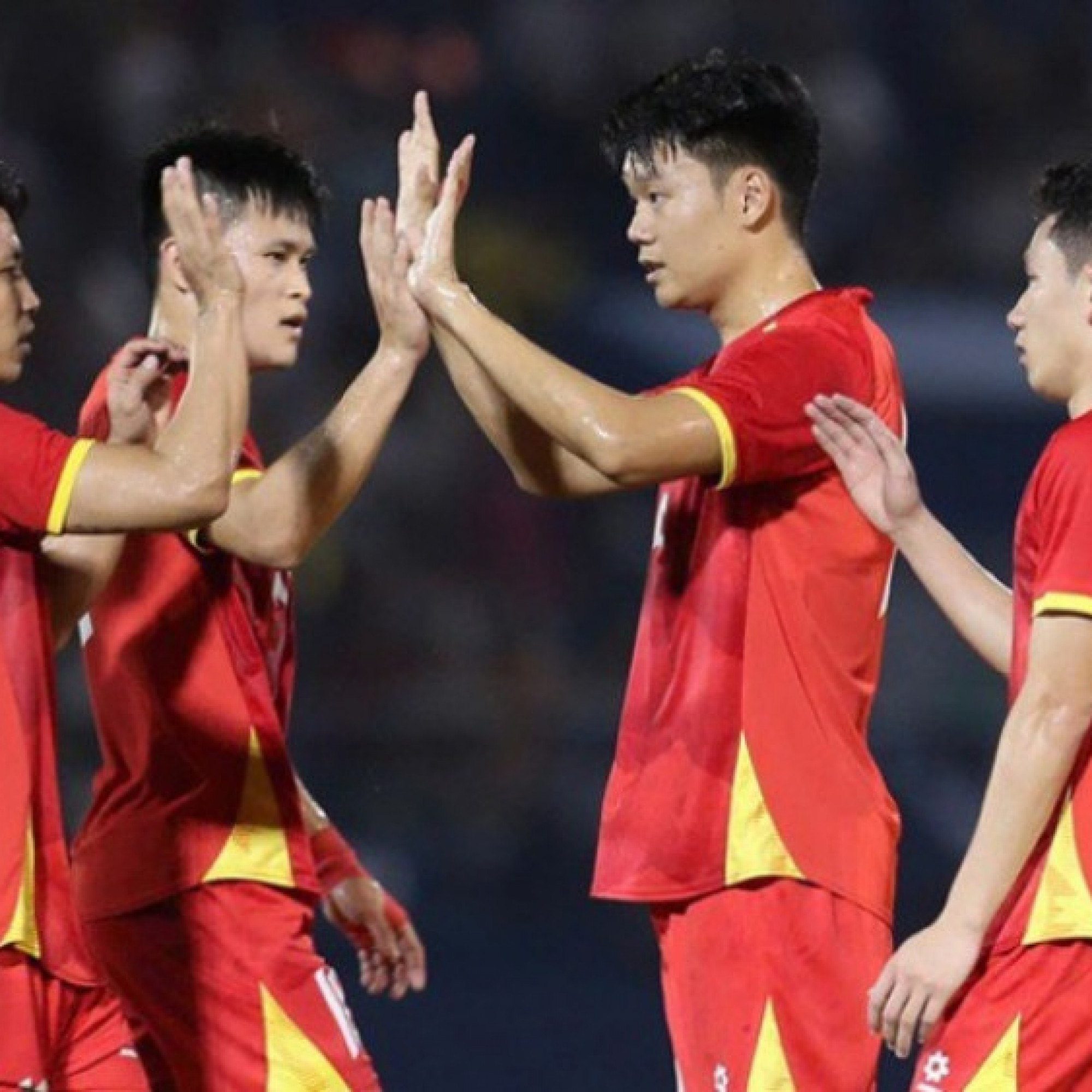  - Trực tiếp bóng đá ĐT Việt Nam - Lào: Chờ chiến thắng đậm (Vòng loại Asian Cup)