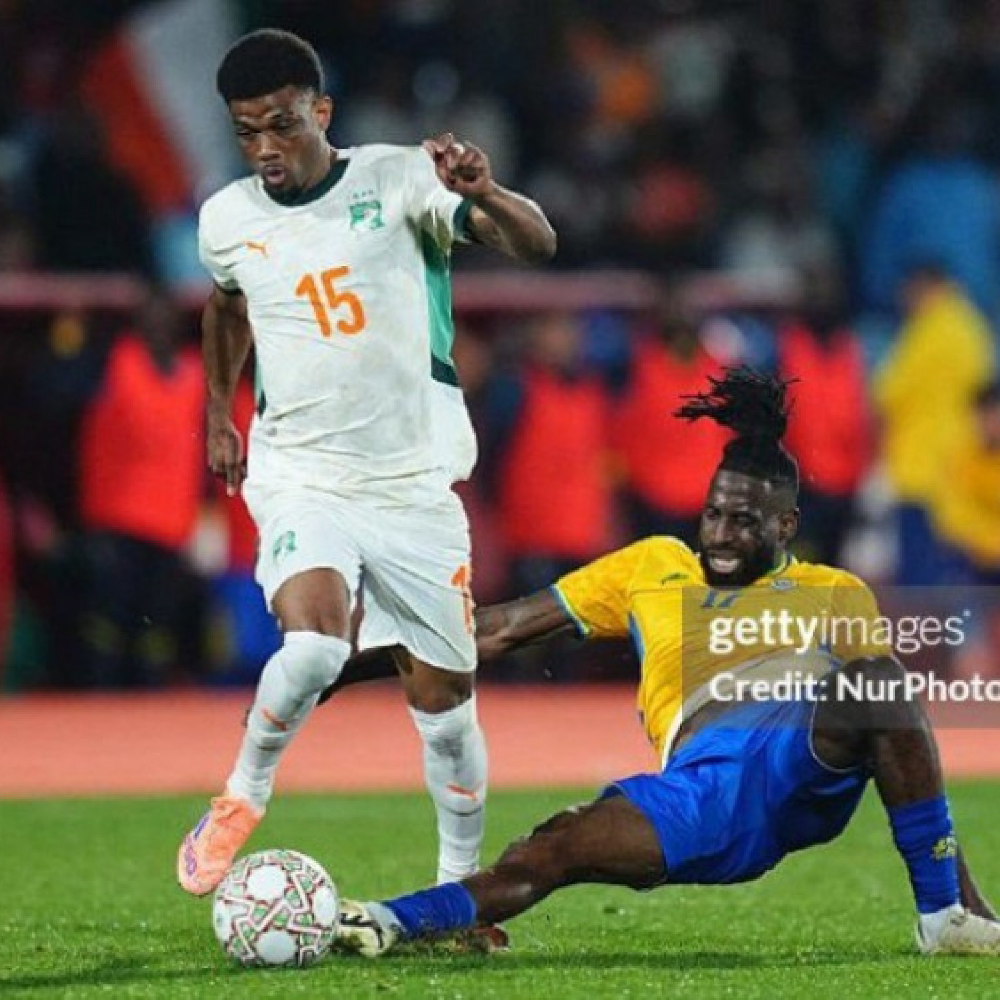  - Video bóng đá Gabon - Bờ Biển Ngà: Rượt đuổi 5 bàn nghẹt thở (CAN Cup)