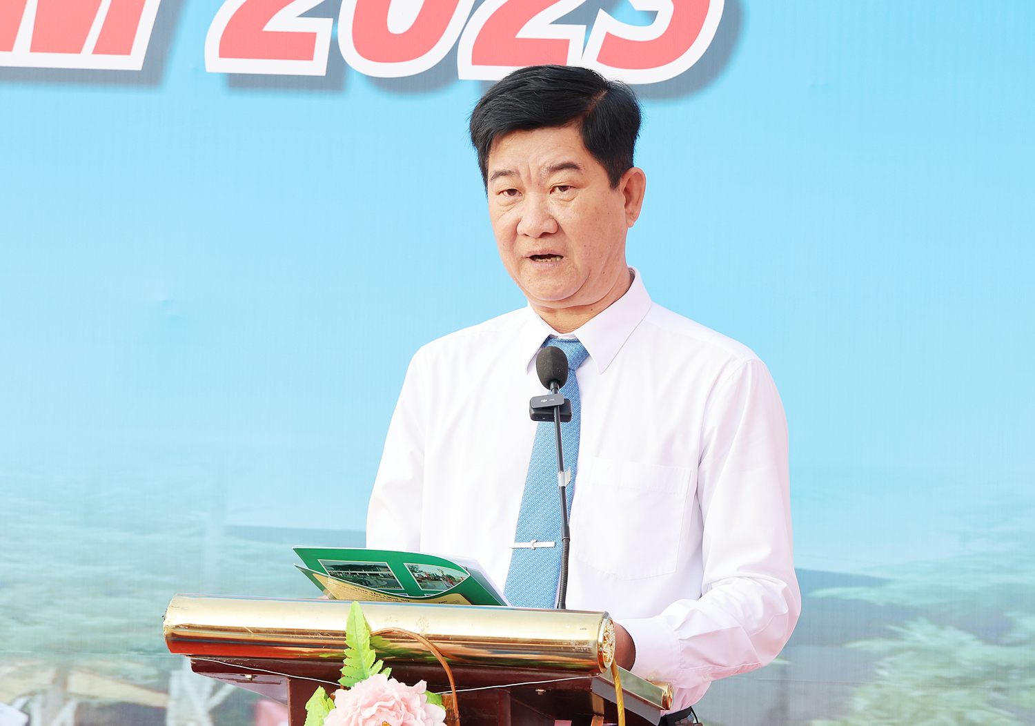 Du khách đổ về Cần Thơ xem đua vỏ composite - 1