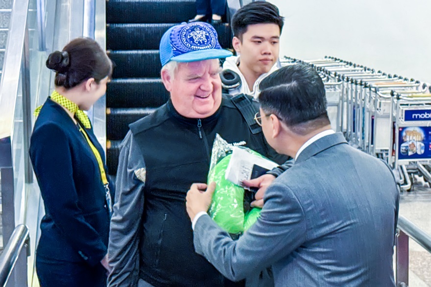 TP.HCM rực rỡ sắc xuân đón chào đoàn khách quốc tế 'xông đất' đầu năm 2026 - 6