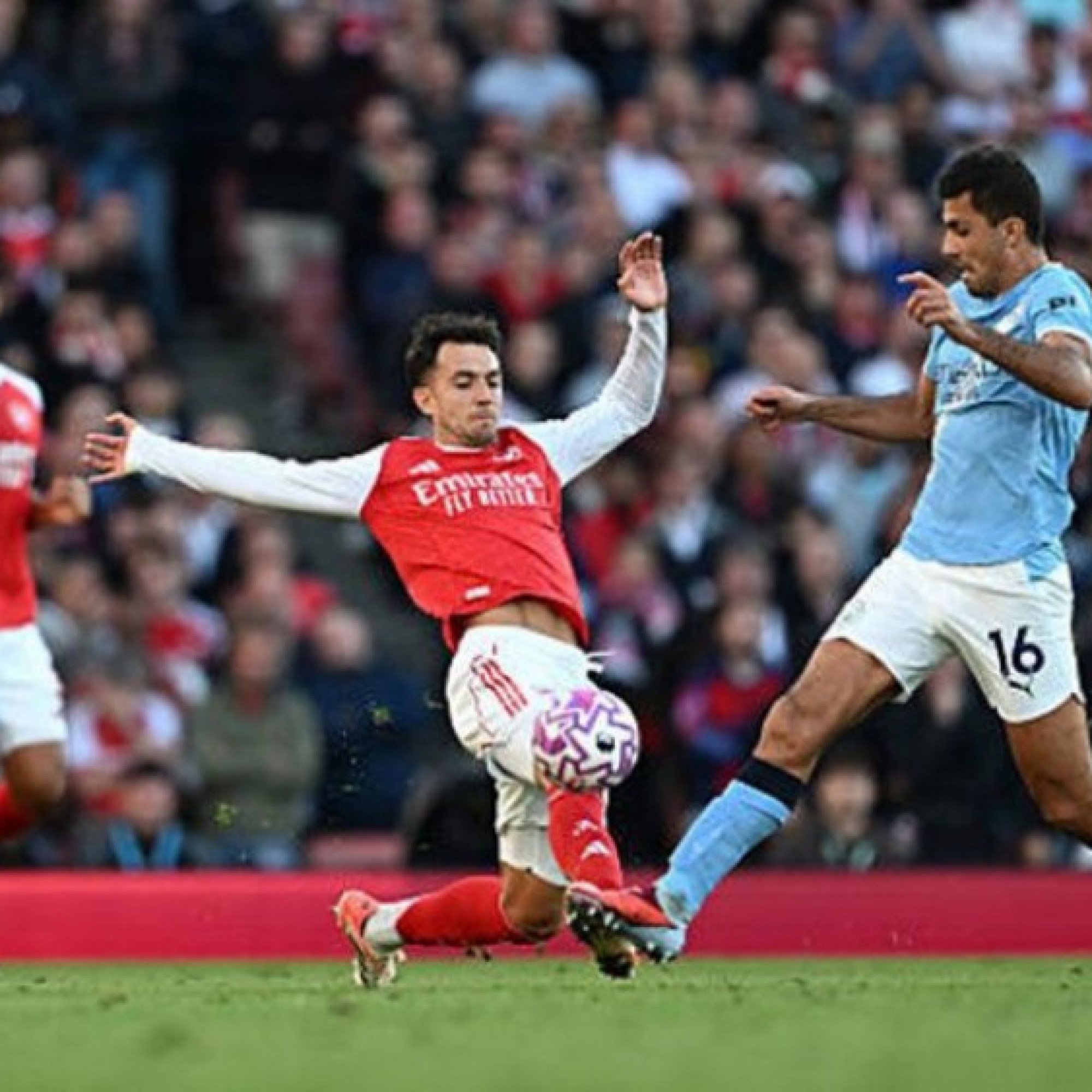  - Arsenal cũng có Rodri cho riêng mình, tiền vệ khó lấy bóng nhất Ngoại hạng Anh