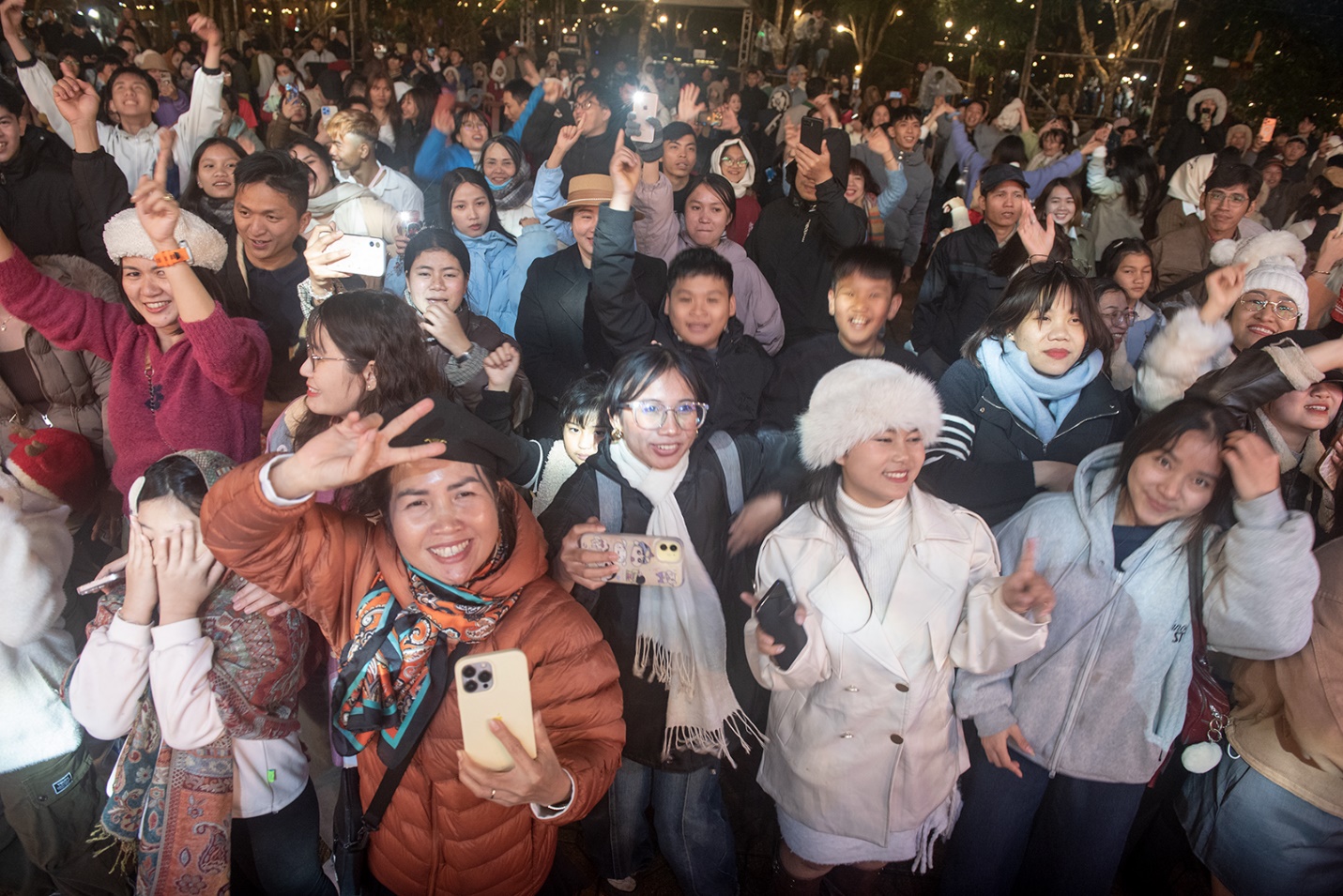 tung bung chuong trinh nghe thuat mang den chao xuan binh ngo 2026 - 6