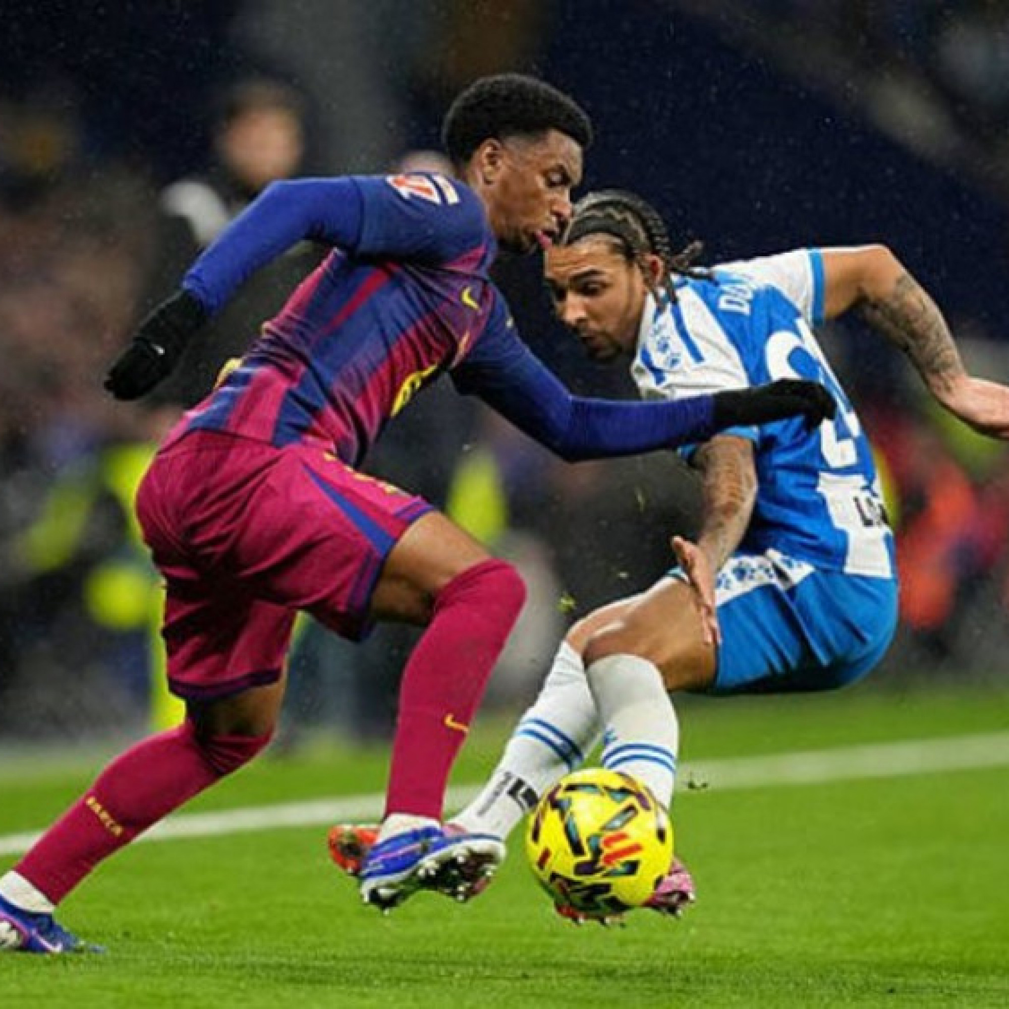  - Nóng bảng xếp hạng La Liga: Barca vất vả trước Espanyol