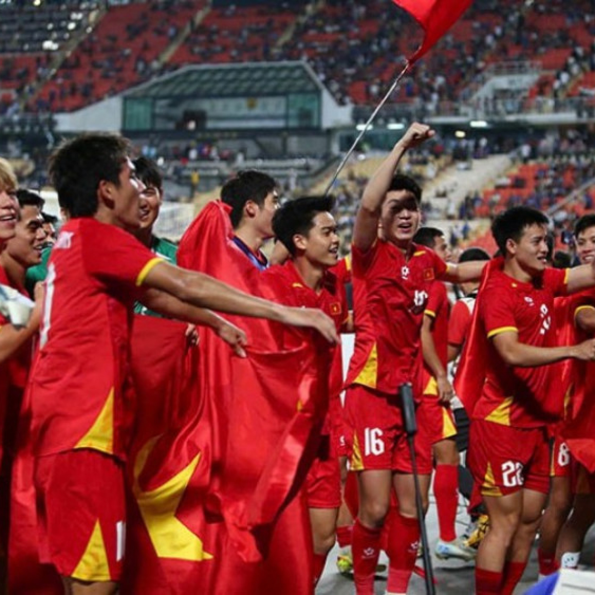  - U23 Việt Nam chinh phục châu Á: "Phù thủy" Kim Sang Sik tung chiêu mới gây sốc ông lớn?