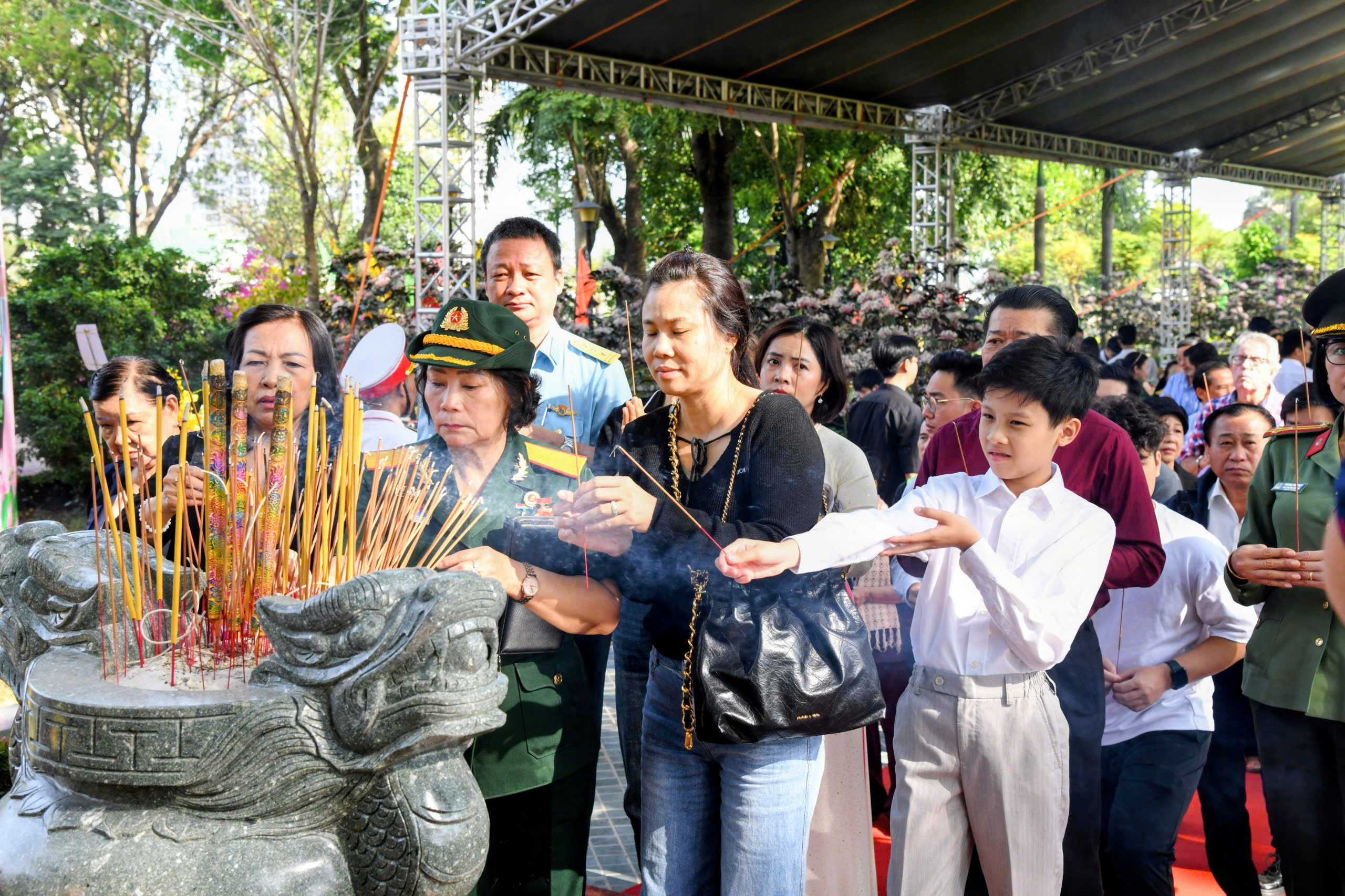 TP.HCM khánh thành Bia tưởng niệm chiến sĩ Biệt động Sài Gòn - Gia Định - 5