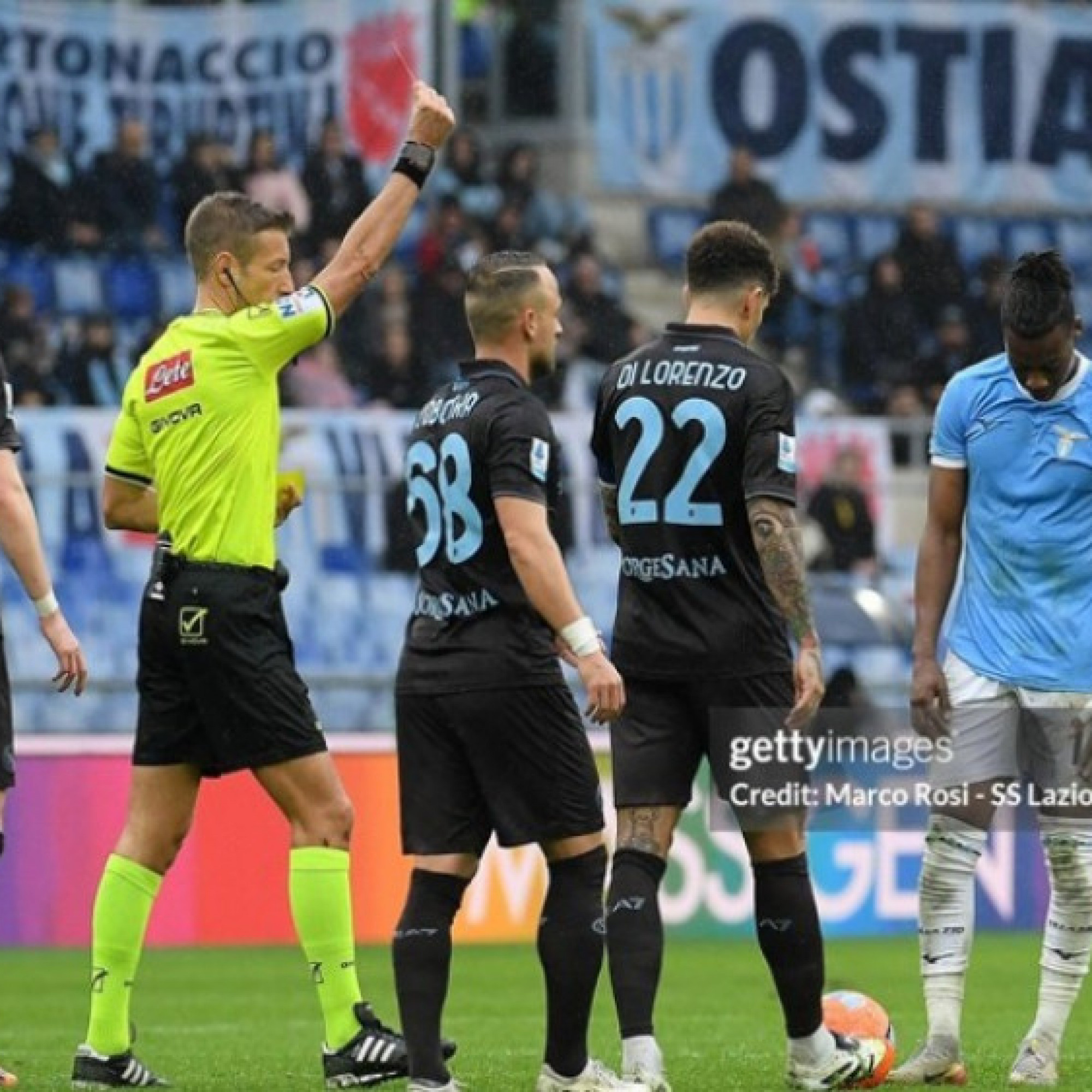  - Trận đấu của Napoli có 3 thẻ đỏ, 2 màn ẩu đả, HLV Conte cũng gặp vạ