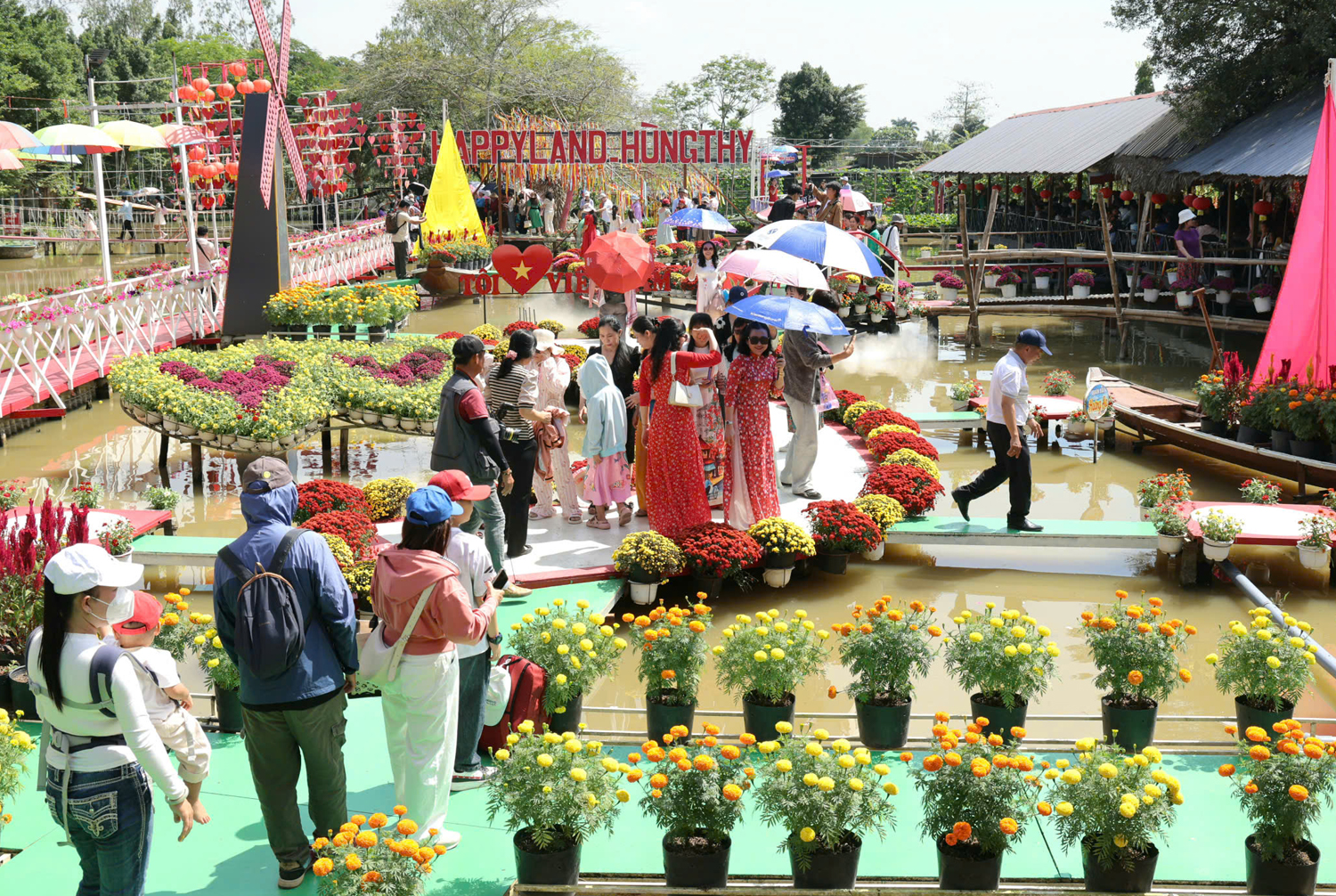 Gần 600 nghìn du khách đến với Festival Hoa – Kiểng Sa Đéc - 1