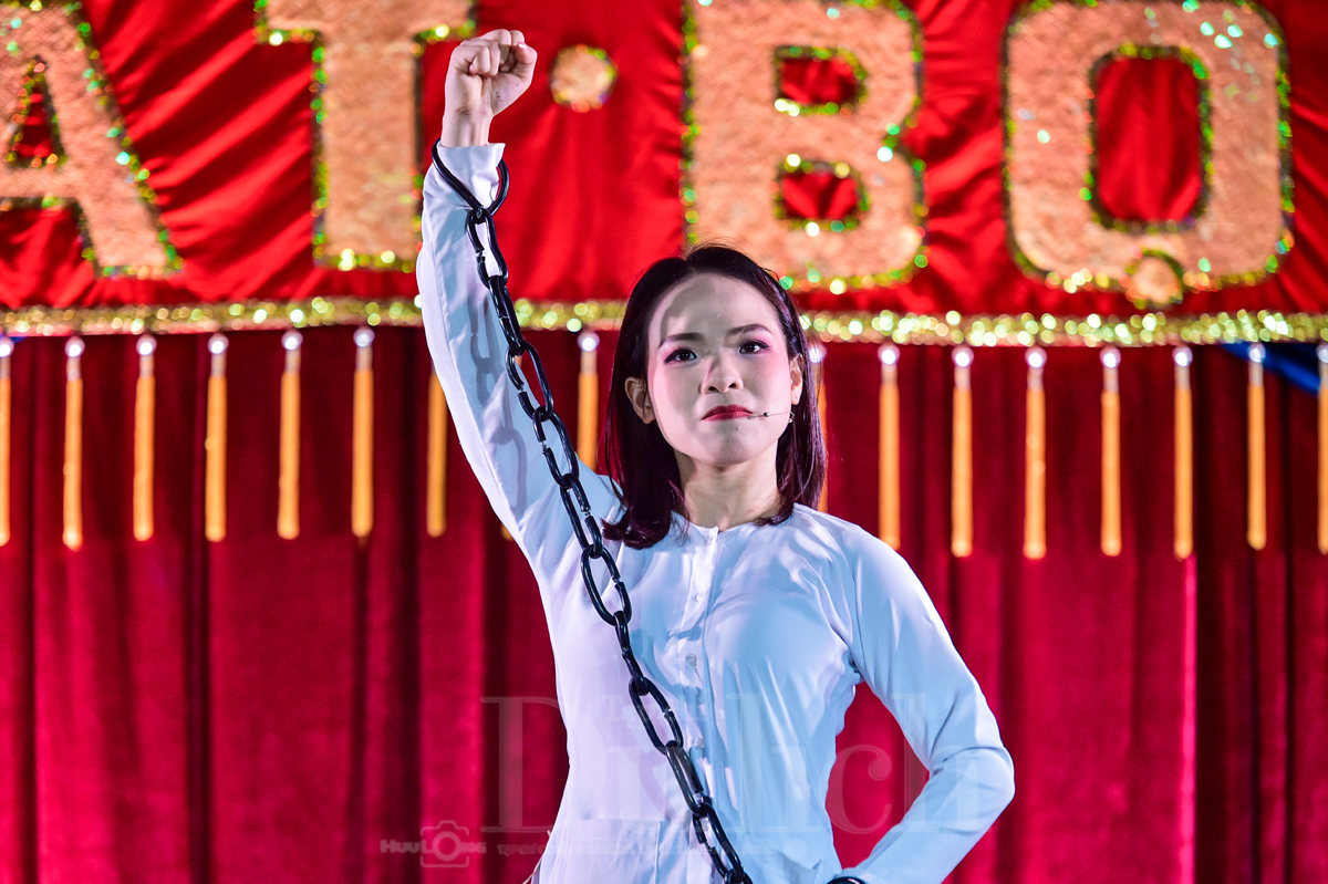 Qua cồn xem tuồng cổ: Giữ hồn di sản bằng không gian sáng tạo - 10