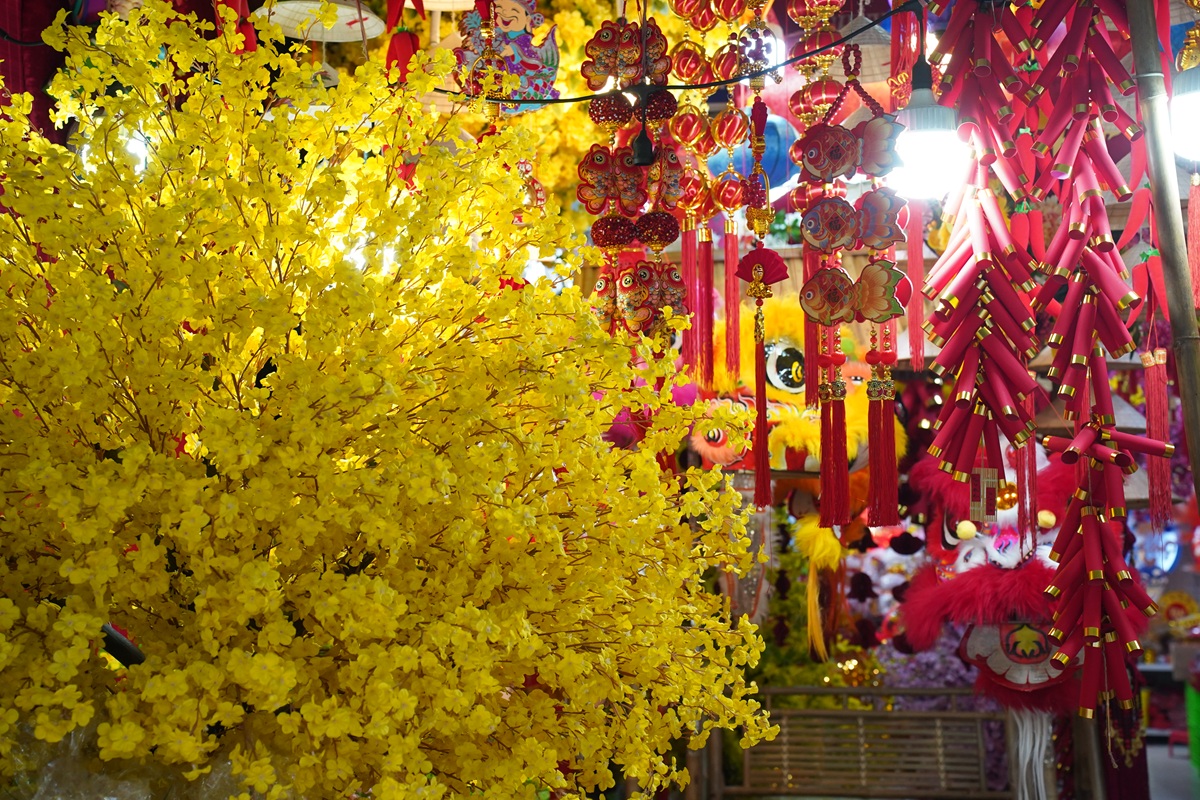 pho hai thuong lan ong ruc ro sac tet binh ngo 2026 - 2