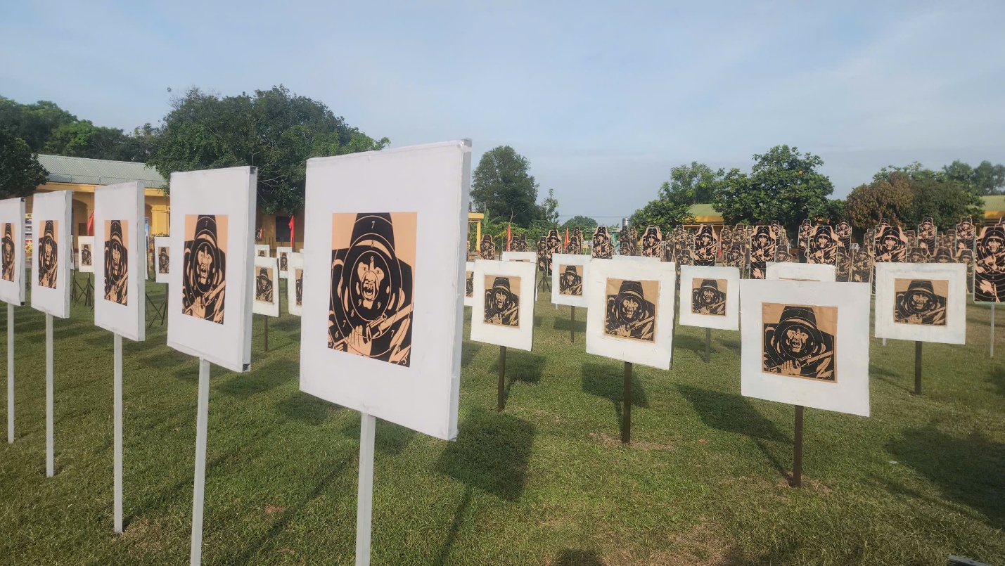 Bên trong nơi huấn luyện chiến sĩ mới có gì? - 6