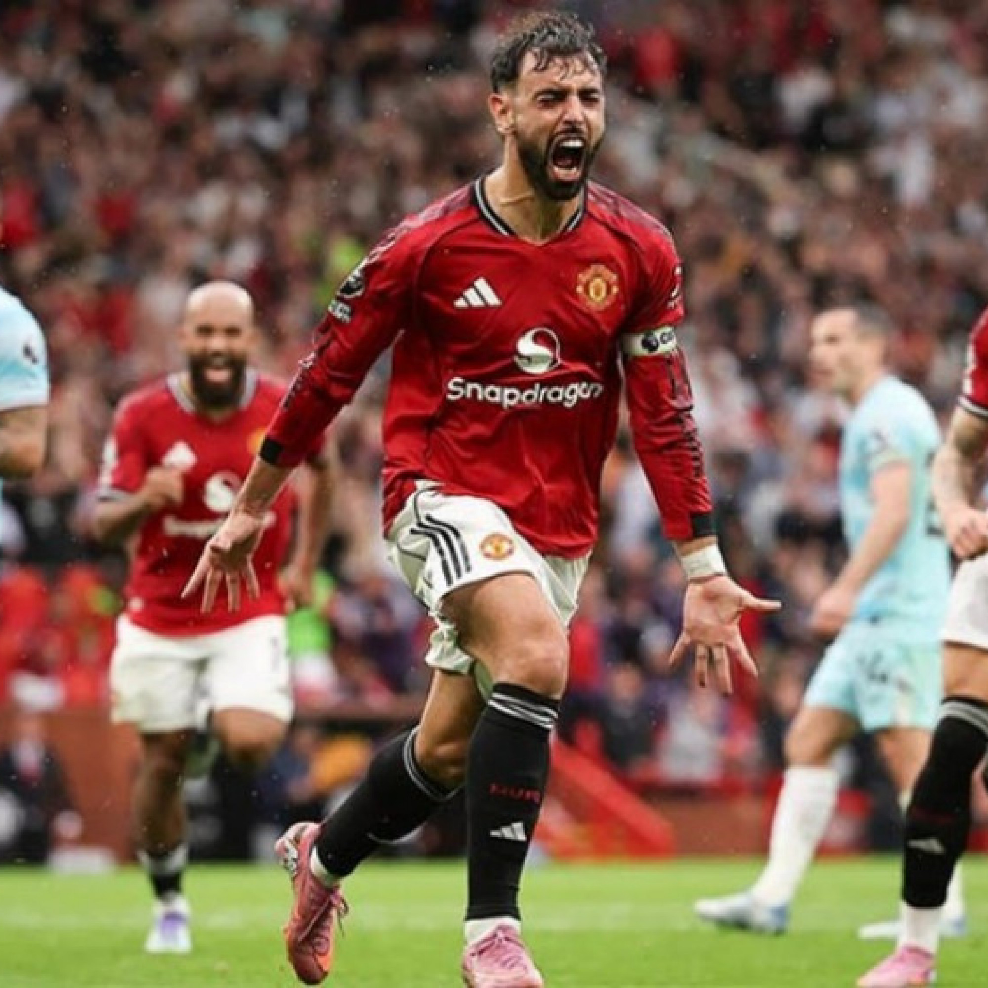  - Trực tiếp bóng đá Burnley - MU: "Quỷ đỏ" bắt đầu một chương mới (Ngoại hạng Anh)