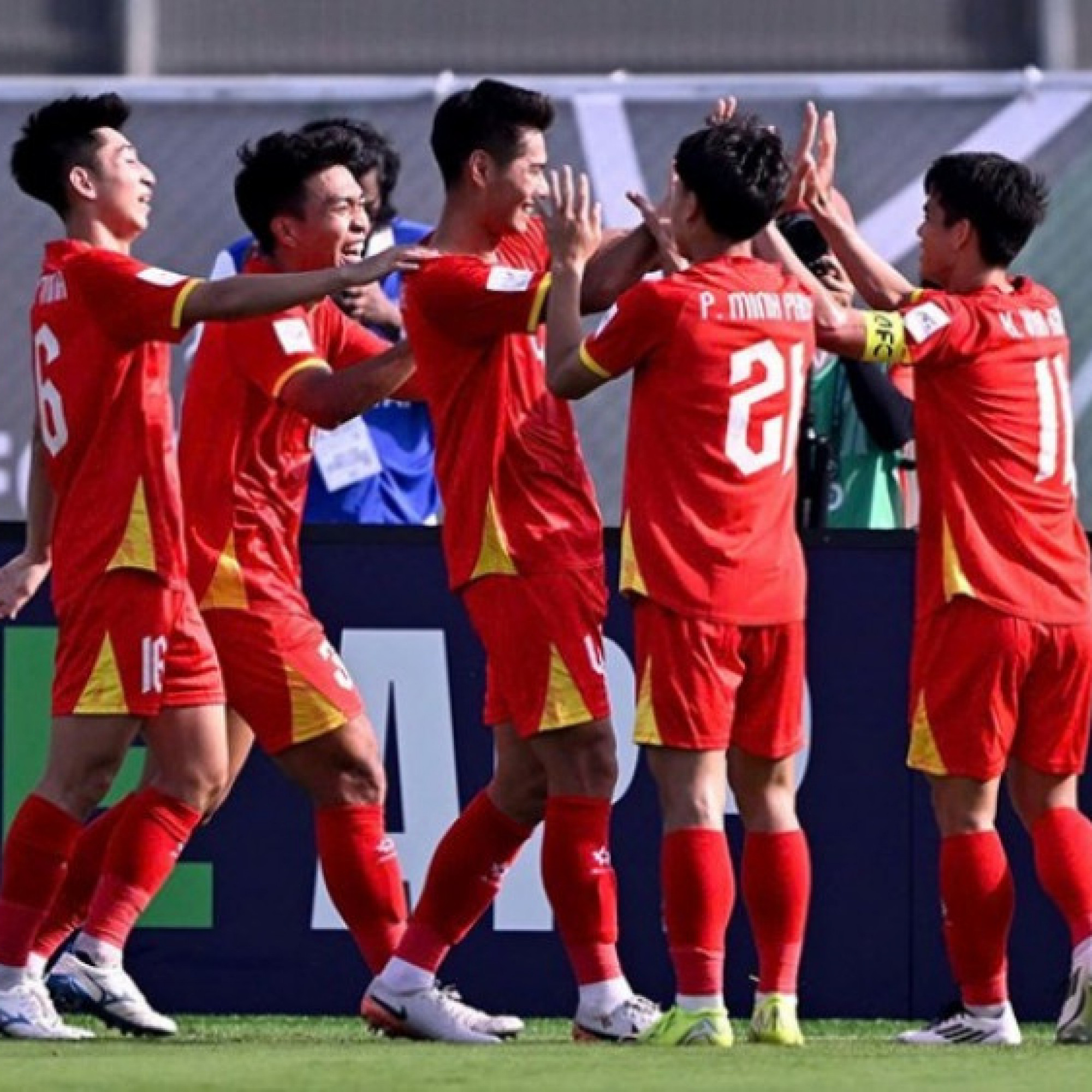  - U23 Việt Nam được ví như "Arsenal của U23 châu Á" & “gáo nước lạnh” từ HLV Jordan